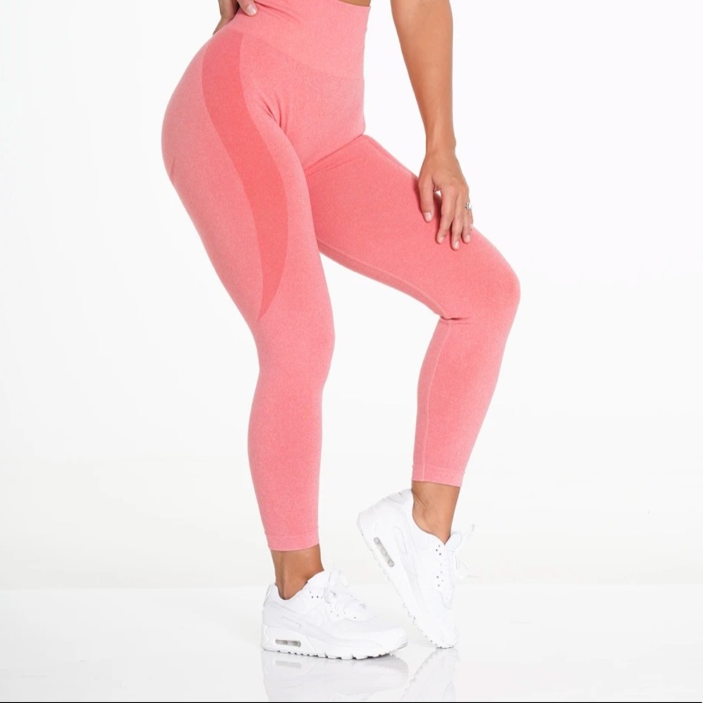 NVGTN Coral Seamless leggings